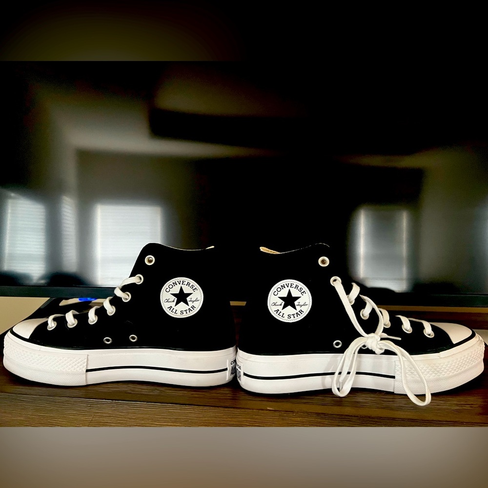 Platform black converse, worn once!